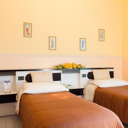 Hotel Falisco Fabrica di Roma Екстер'єр фото