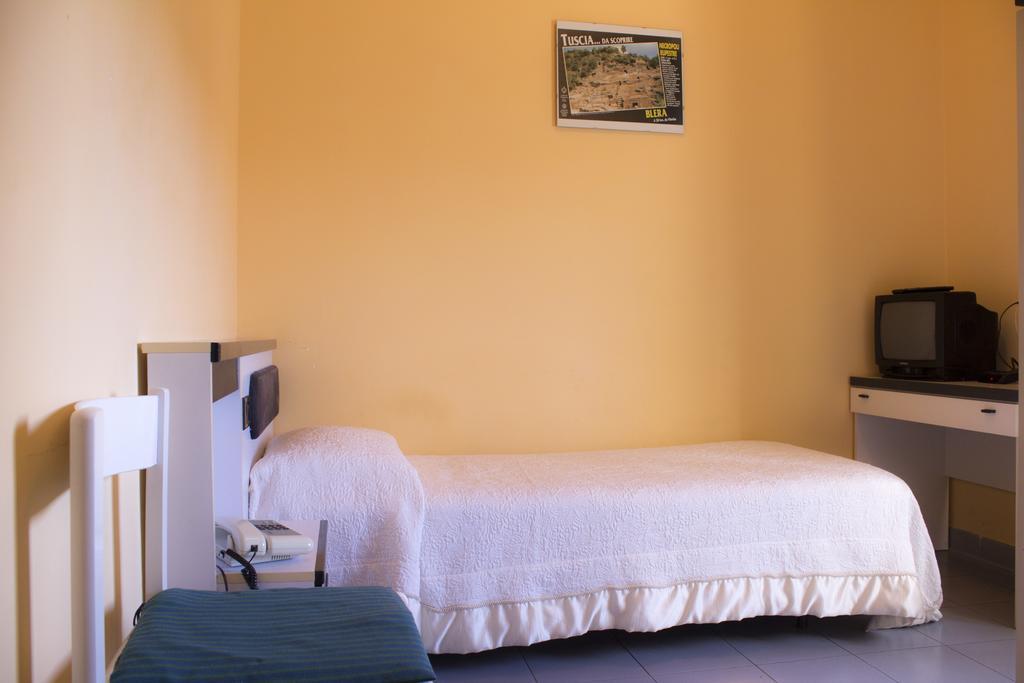 Hotel Falisco Fabrica di Roma Номер фото