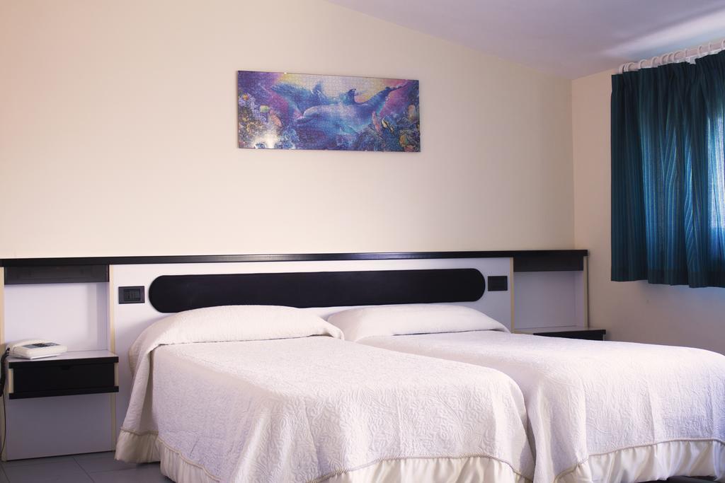 Hotel Falisco Fabrica di Roma Номер фото