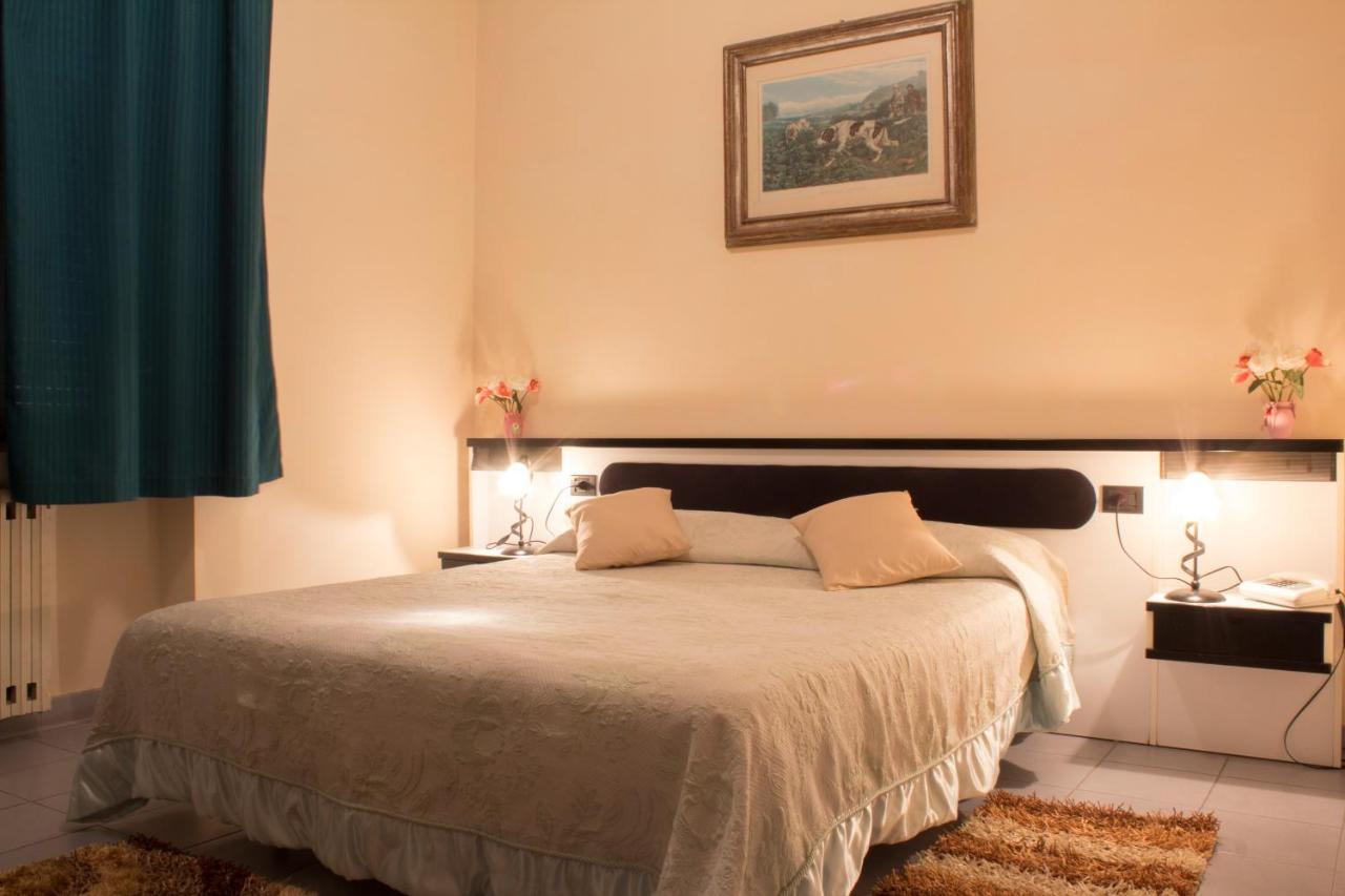 Hotel Falisco Fabrica di Roma Екстер'єр фото
